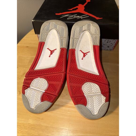Jordan 4 Retro Red Cement Size 5Y/6.5W Pre-owned OG Box main image 4